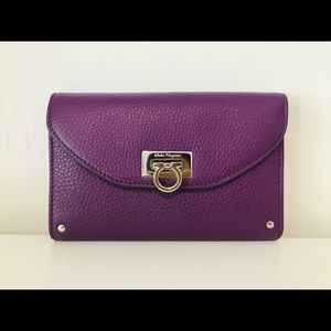 NWT Salvatore Ferragamo Leather Trifold Wallet
